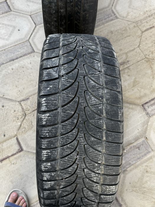 Kia k5 235/45/R18