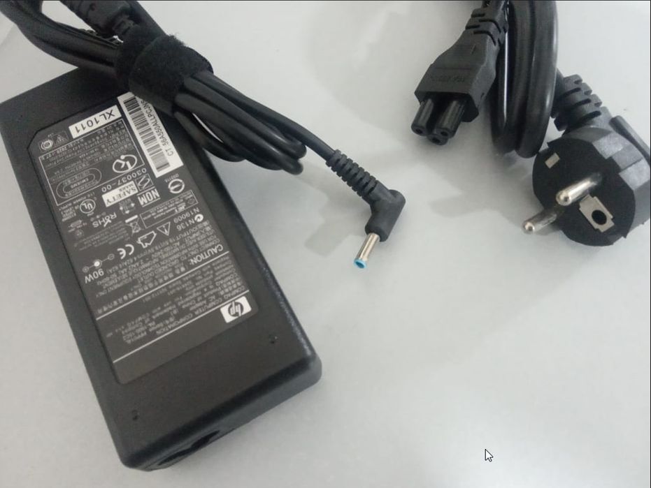 от HP ноутбука зарядка, блок питания