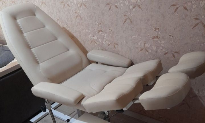 Педикюрное кресло