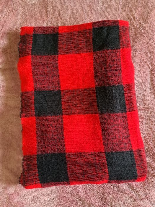 Зимен вълнен ръчно плетен комплект плетена зелена шапка, шал, ръкавици