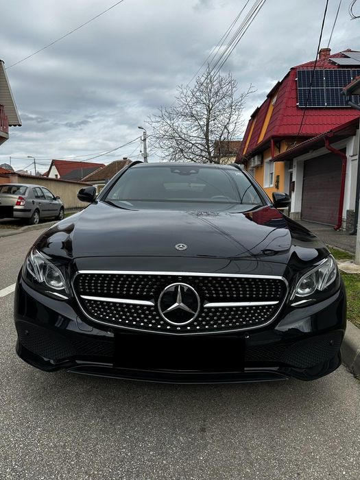 MERCEDES-BENZ E-Class 2019 — imagine 2
