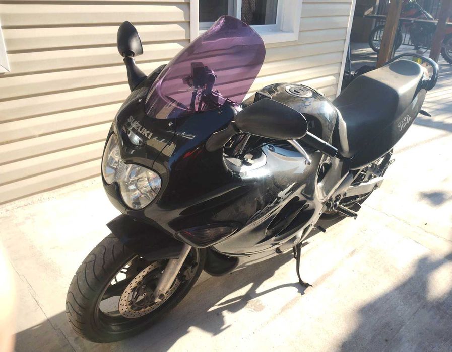 Сузуки gsx 750 f katana на части