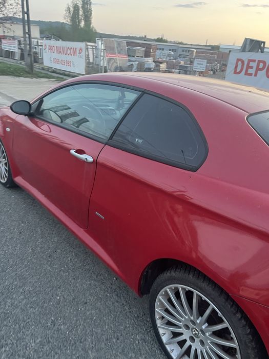 ALFA ROMEO GT 2004 — imagine 3