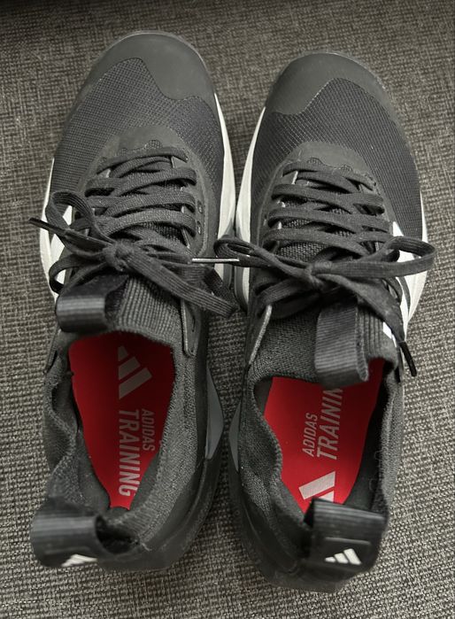 Маратонки Адидас - нови