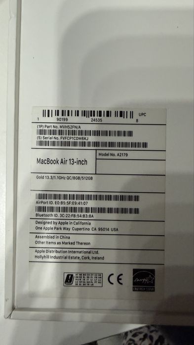 Vand macBook air 13 ,i5 ,modelA2179 folosit aproximativ 2 ore