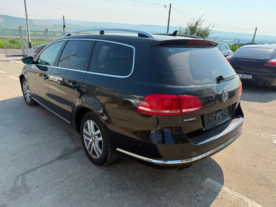 Dezmembrez Vw passat b7 break negru lc9x 2011 2.0 tdi CFFB volan stanga