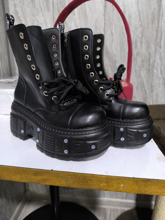 Продам ньюрокки женские ботинки