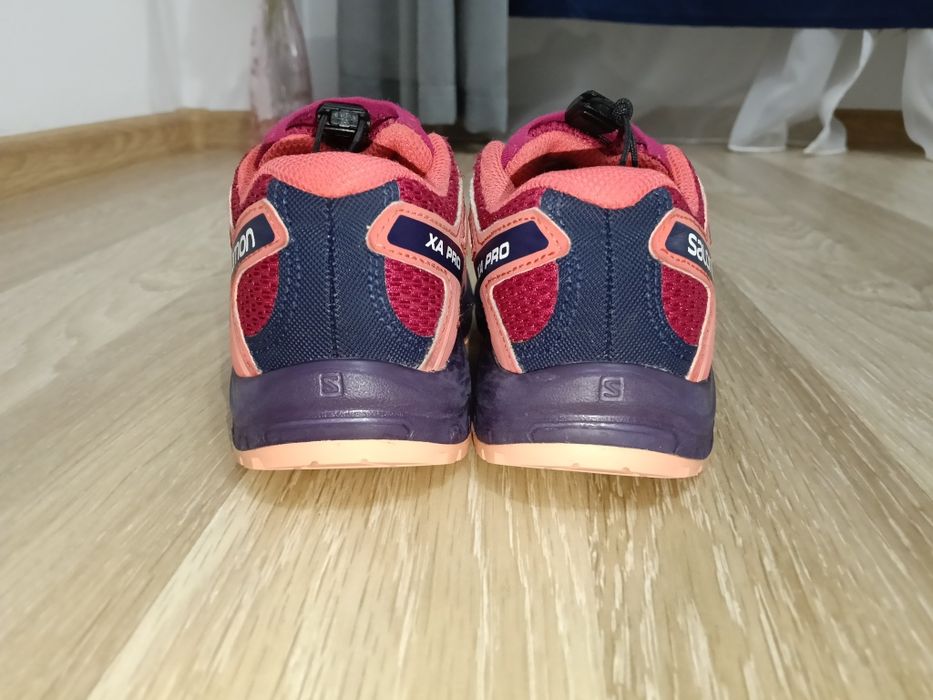 Adidași Salomon mărimea 31