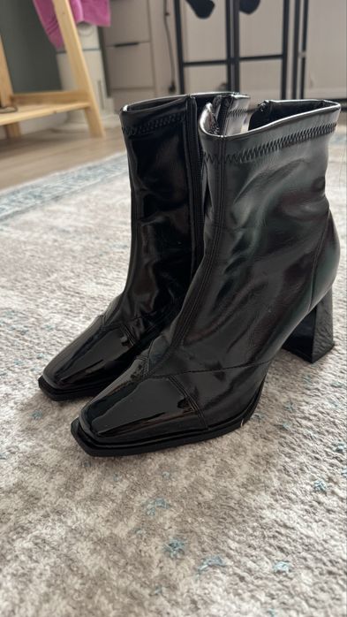 Ботинки женские, стильные