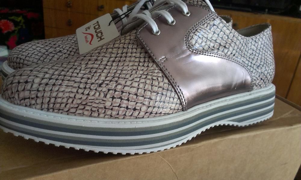 Тamaris нови обувки №39