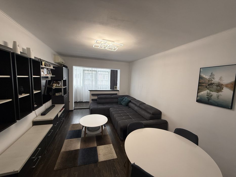 Proprietar | 3 camere - decomandat, Bd. București - Ploiești | Etaj 5/9,