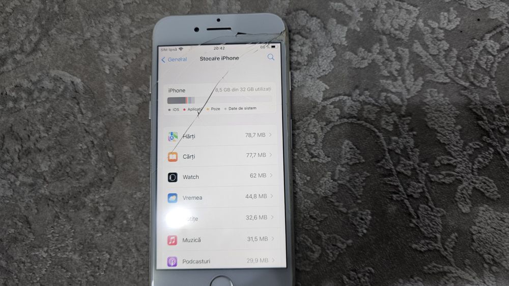 iPhone 7 silver 32Gb