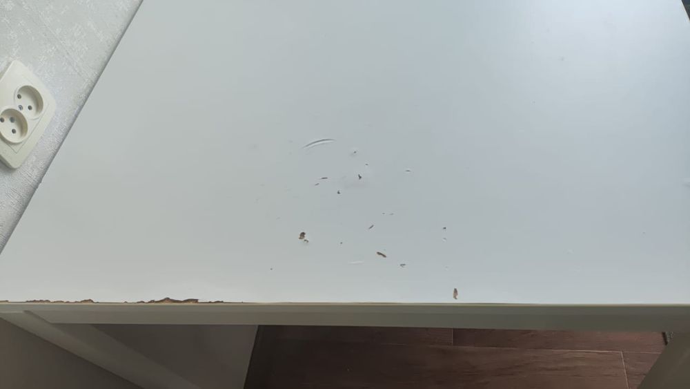 Продам стол IKEA