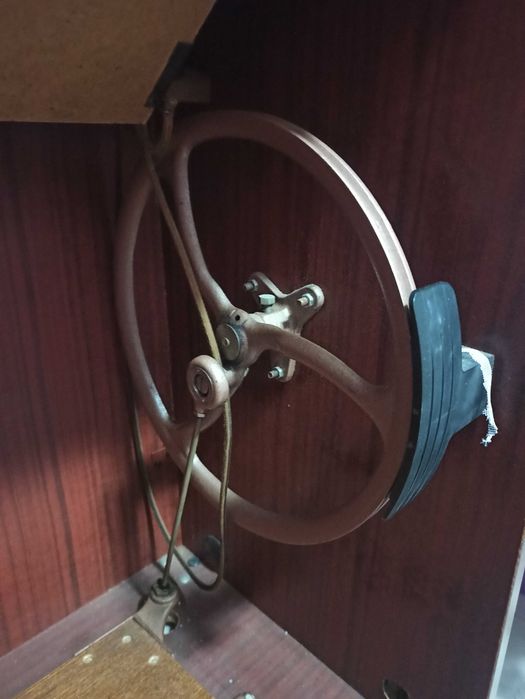 Шевна крачна машина