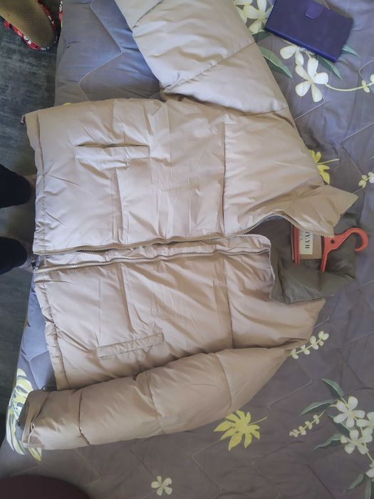 Продам женскую куртку!