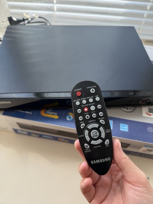 DVD Player with USB and Karaoke