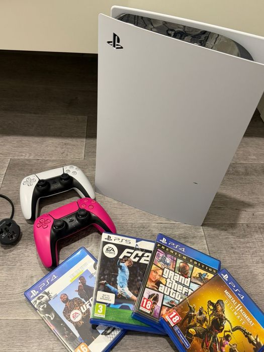 Продам PS 5 в отличном состояние