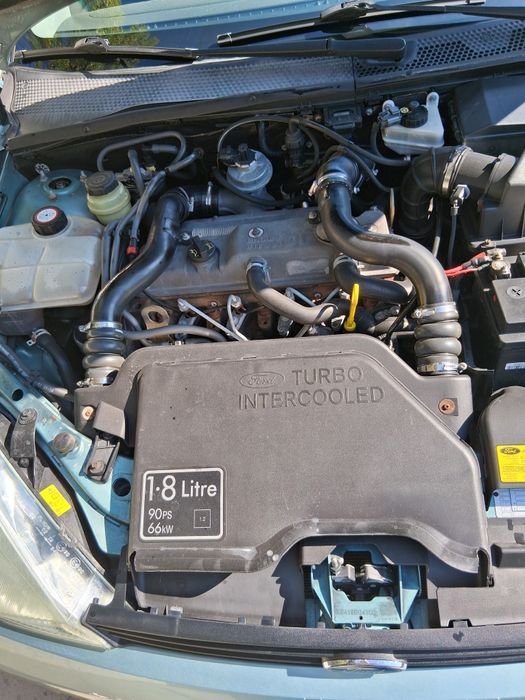 форд фокус дизел колата е много поддържана всичко сменено е