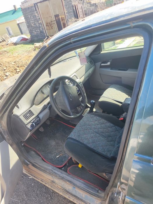 Приора на разбор