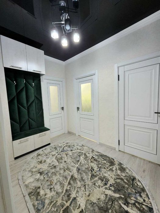 Навоий кучасида жойлашган  ХАЙТЕК квартира ижара қўйилади