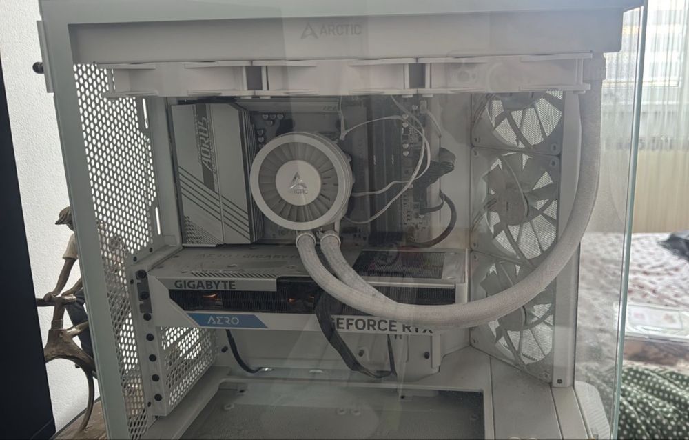 Calculator RTX 4060TI Ryzen 5 7600X