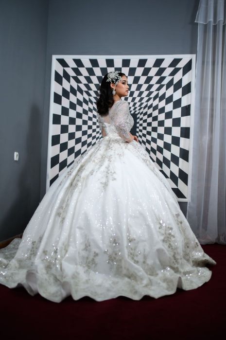 Свадебные платья