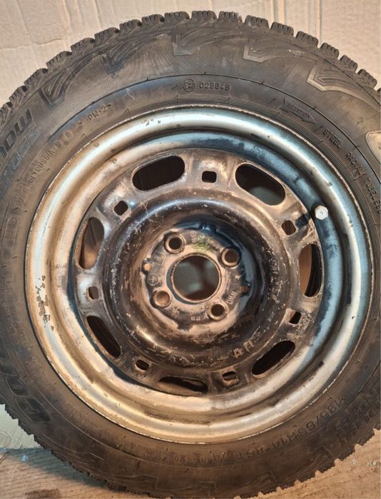 Резина 185/65/14. Зима.