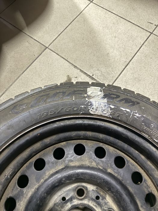 Продаётся баллон с диском от BMW E34.