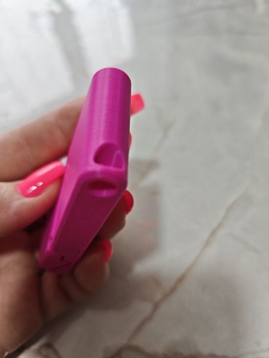 Брелок -подставка для телефона