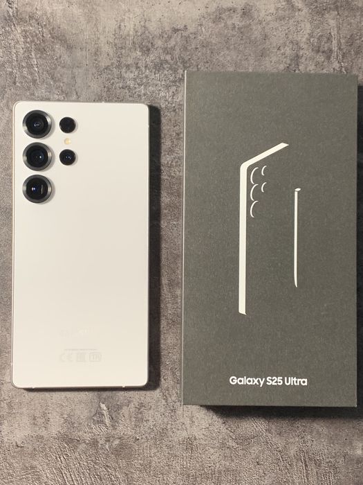 Samsung Galaxy S25 Ultra 256GB
