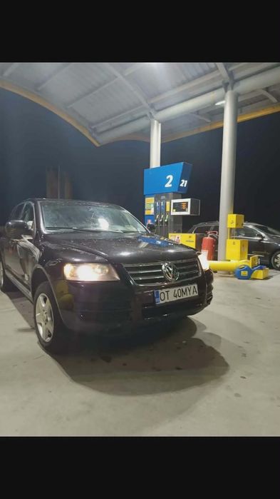 Vând Volkswagen Touareg