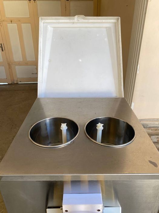 Frigomat ( Frezer ) Muzqaymoq aparatlar sotiladi!
Frigomat 220W. Yili