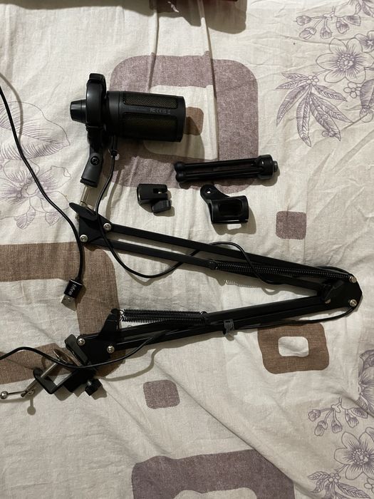 Микрофон fifine a6v