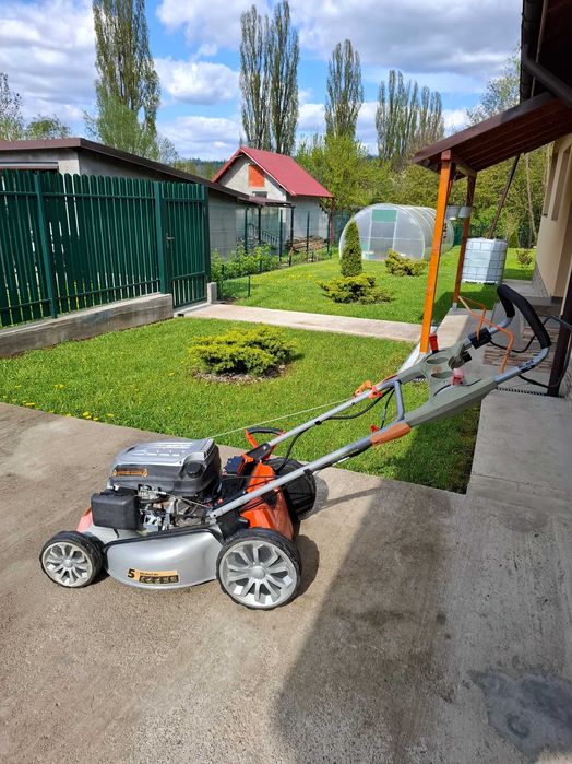 Masina de tuns gazon Ruris RX441S