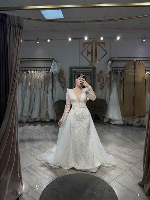 Rochie mireasa sirena impecabila