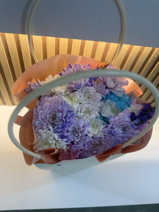 Продам красивый , свежий букет