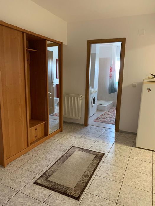 Apartament de închiriat