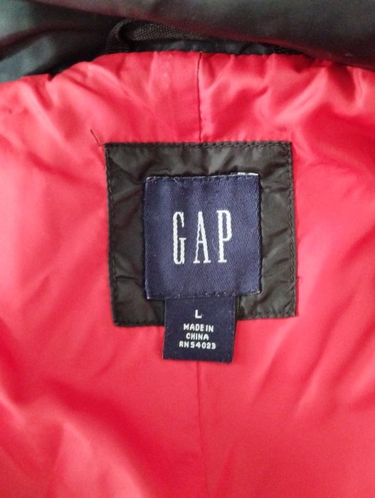 Жилетки оригинал продам дёшево