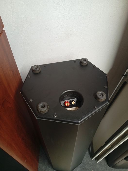 Тонколони JBL model HP-430