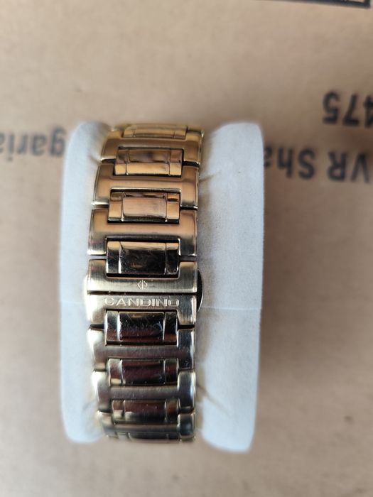 Часовници по договарян всички работещи .