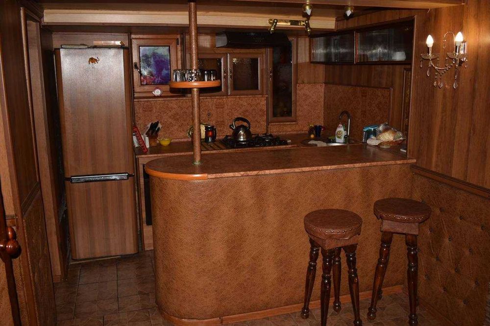 Продается дом в районе Парка победы