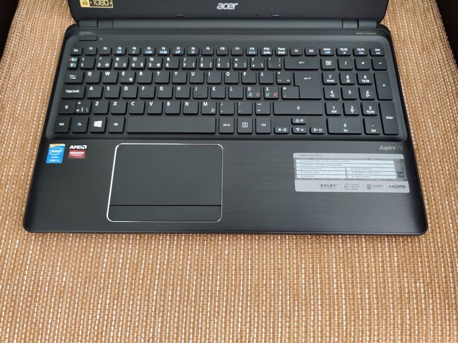 Laptop Acer Aspire 15.6" FHD Cpu i5,Amd Radeon R7 2Gb,Ssd 240Gb,8Gb Ram