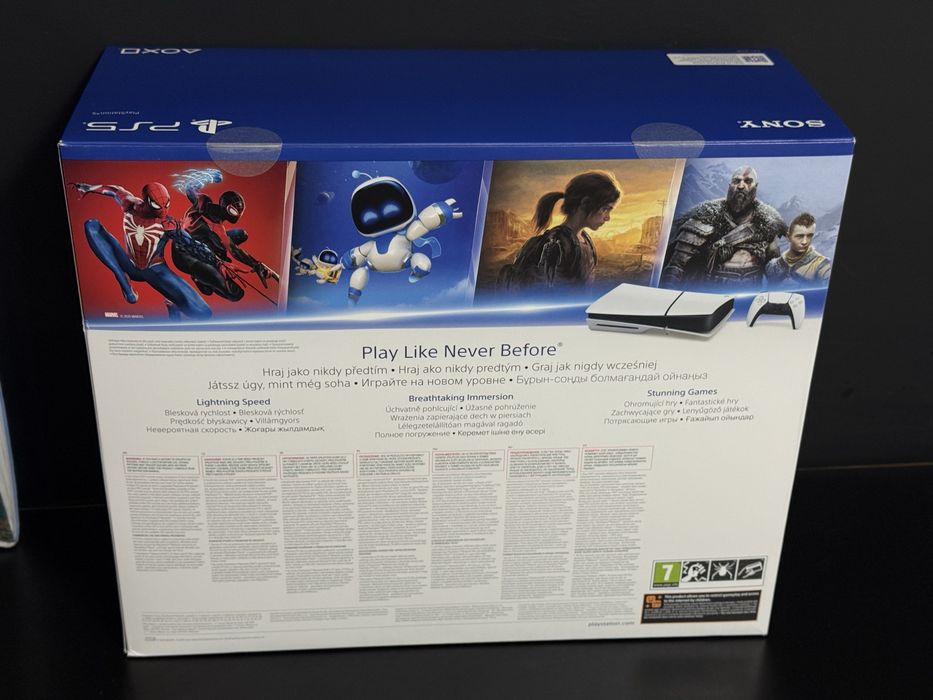 Абсолютно новый Ps 5 куплен в Сулпаке сегодня !гарантия год .