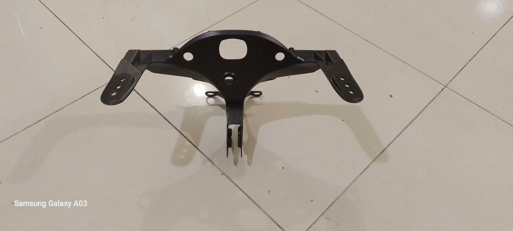 Yamaha -R 1 рогатка