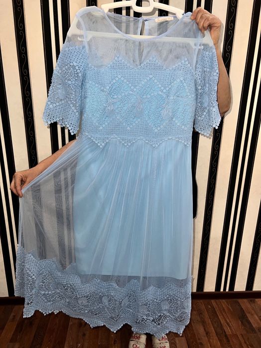 Платье почти новое