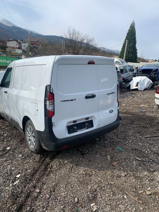 Ford Transit Courier 2024г 1.0ecoboost