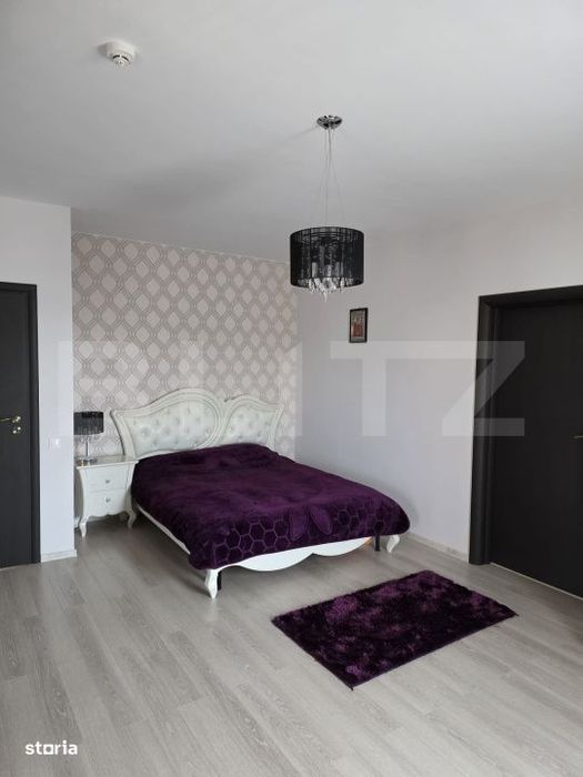 Vila de vanzare, 380 mp, zona Reghin