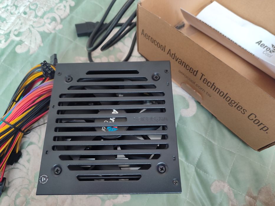 AeroCool VX Plus Series 600W