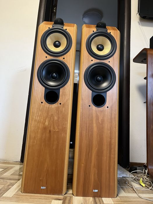 Boxe podea Bowers & Willkins CDM-7