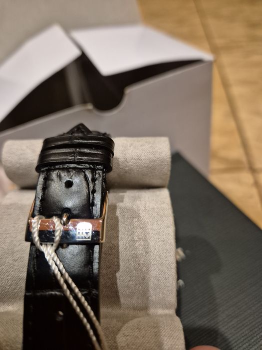 Frederique Constant Classics Quartz Chronograph Triple Calendar